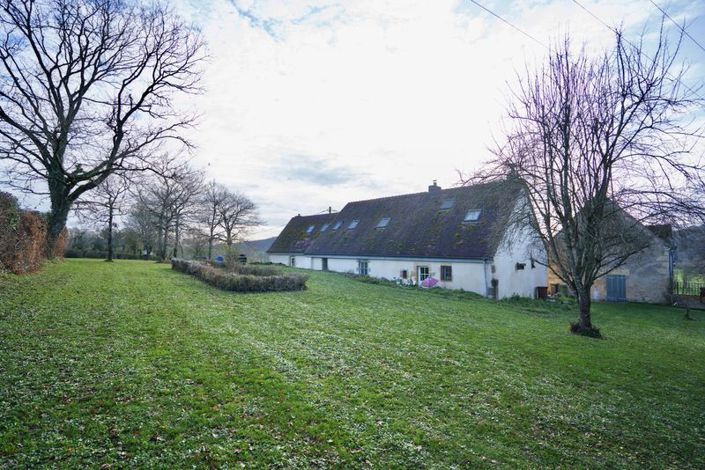 Image No.36-Propriété de 6 chambres à vendre à Nievre