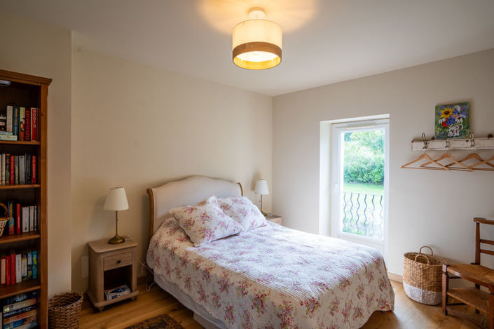 Image No.18-4 Bed Property for sale