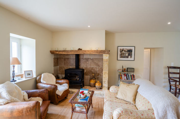 Image No.7-4 Bed Property for sale