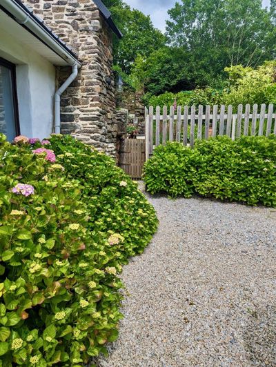 Image No.24-1 Bed Property for sale