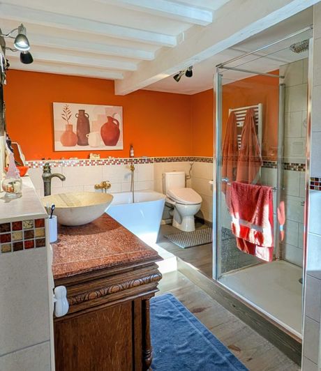 Image No.22-3 Bed Property for sale