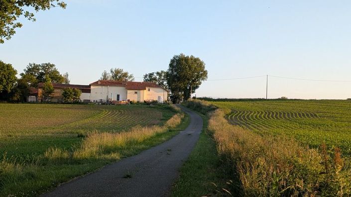 Image No.7-3 Bed Property for sale