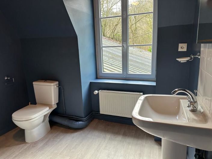 Image No.14-6 Bed Property for sale