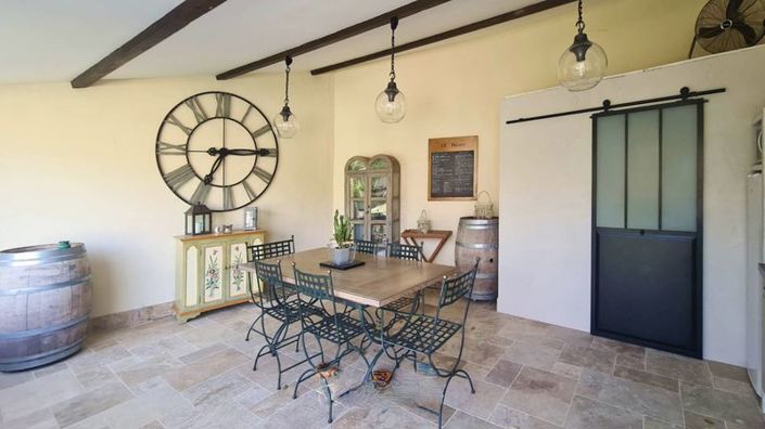 Image No.19-4 Bed Property for sale