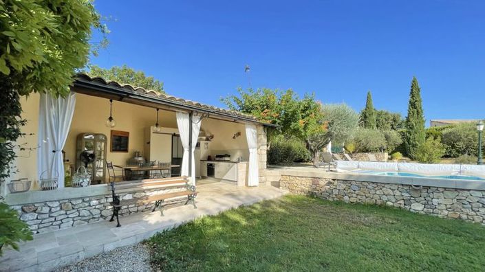 Image No.4-4 Bed Property for sale