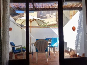 af314eeb-1e5f-40ac-81f9-18d3028963f21105c