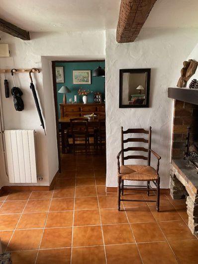 Image No.9-2 Bed Property for sale