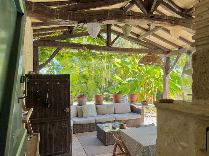 Image No.17-4 Bed Property for sale