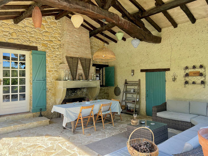 Image No.9-4 Bed Property for sale