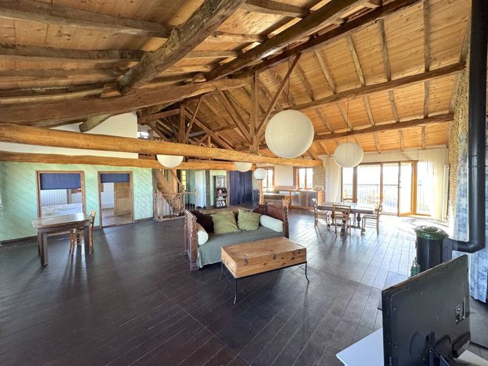 Image No.6-6 Bed Property for sale