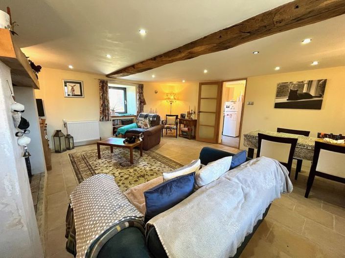 Image No.10-5 Bed Property for sale