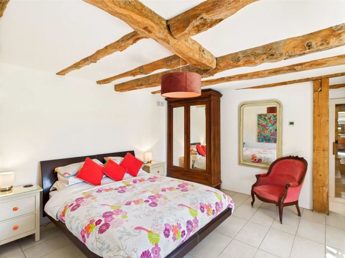 Image No.15-4 Bed Property for sale