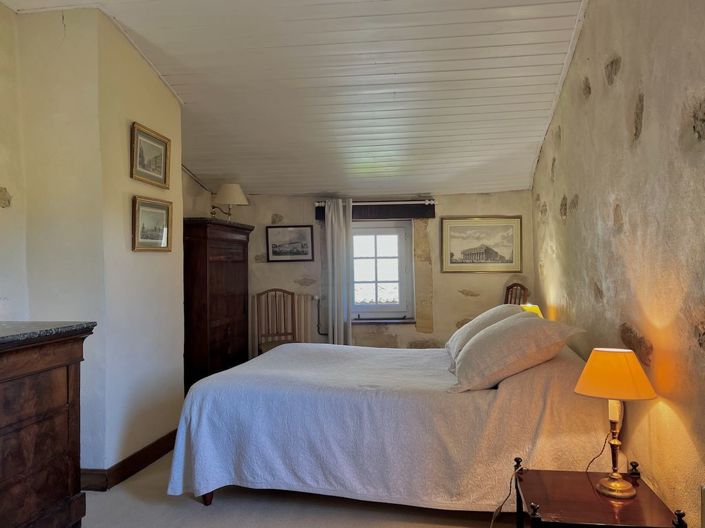 Image No.30-4 Bed Property for sale