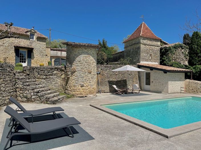 Image No.37-4 Bed Property for sale