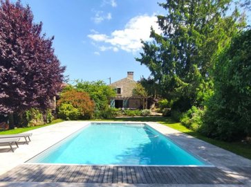 5c86209ee3d6a8a2788deb62eb3fb376