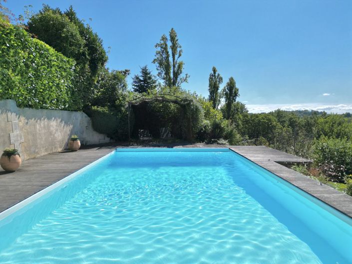 Image No.5-Propriété de 5 chambres à vendre à Gironde