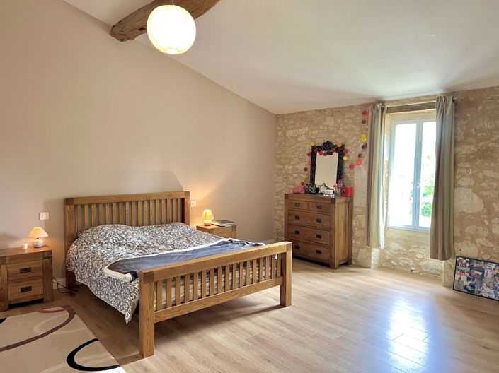 Image No.22-Propriété de 8 chambres à vendre à Gironde