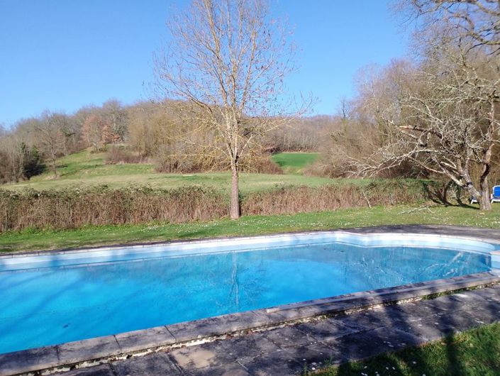 Image No.2-Propriété de 3 chambres à vendre à Hautes-Pyrénées