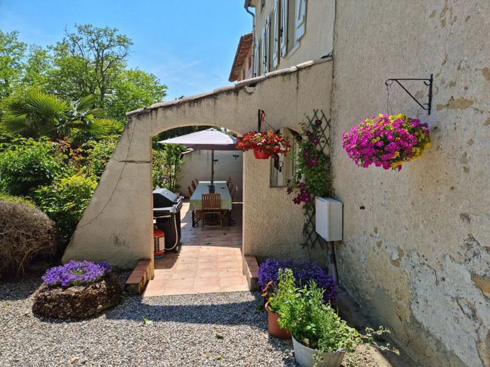 Image No.5-Propriété de 13 chambres à vendre à Ariege