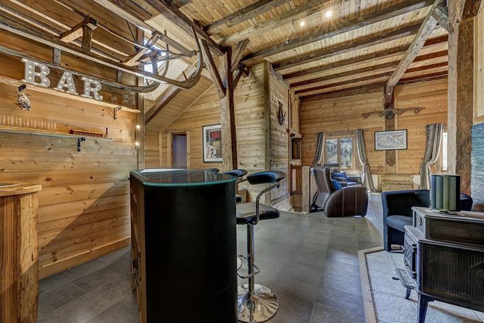 Image No.2-Propriété de 8 chambres à vendre à Morzine