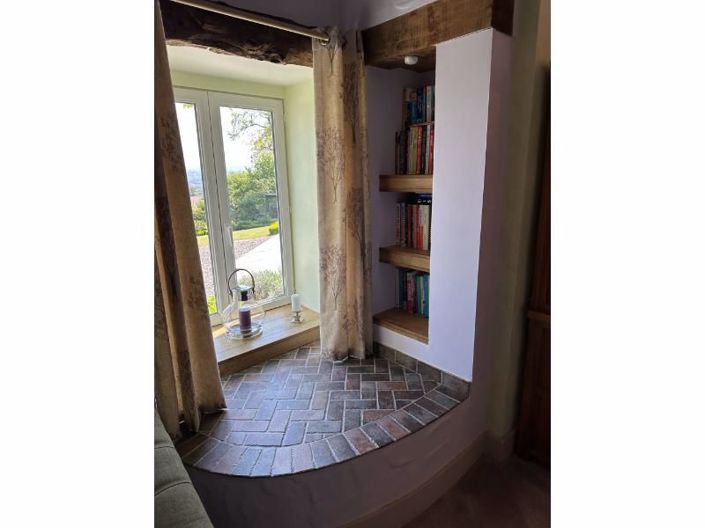 Image No.20-3 Bed Property for sale