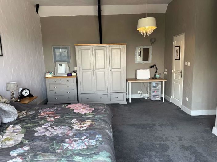 Image No.7-3 Bed Property for sale