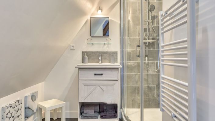 Image No.13-5 Bed Property for sale