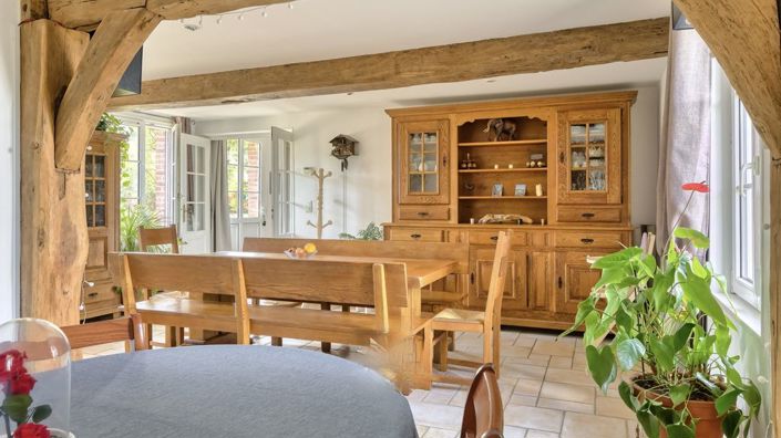 Image No.6-5 Bed Property for sale