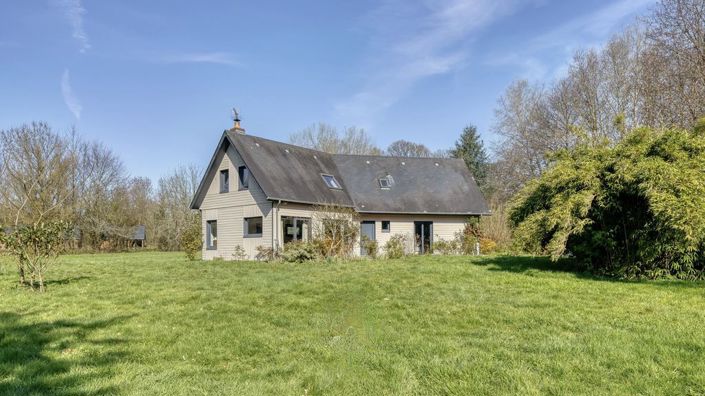 Image No.15-5 Bed Property for sale