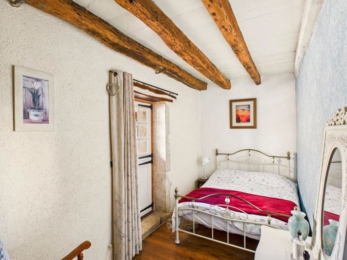 Image No.10-Propriété de 3 chambres à vendre à Charente