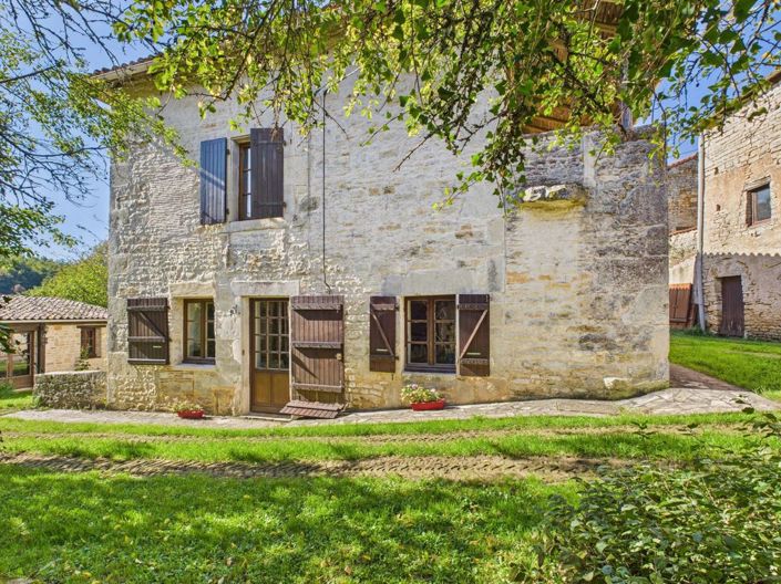 Image No.17-Propriété de 3 chambres à vendre à Charente