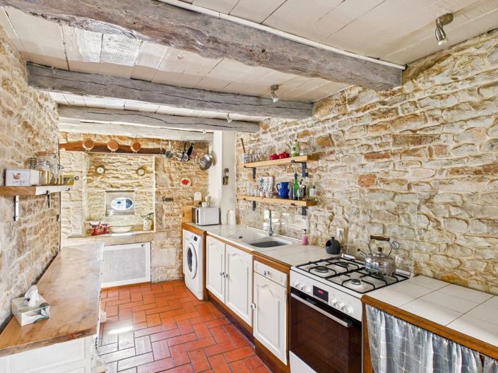 Image No.5-Propriété de 3 chambres à vendre à Charente