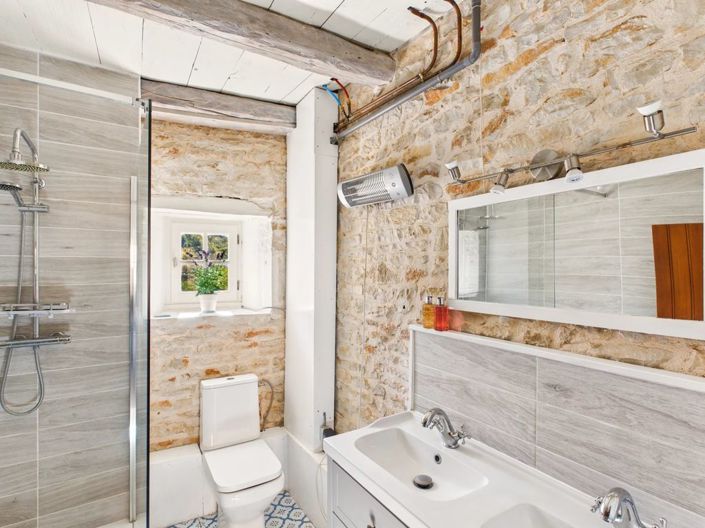 Image No.6-Propriété de 3 chambres à vendre à Charente