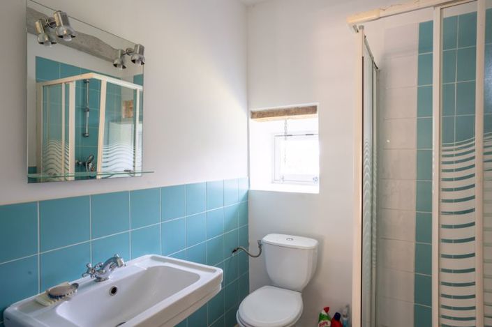 Image No.10-6 Bed Property for sale