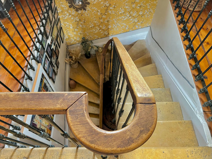 Image No.10-3 Bed Property for sale