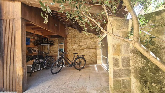 Image No.18-2 Bed Property for sale