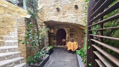 estate-gard-france-charm-and-design-character