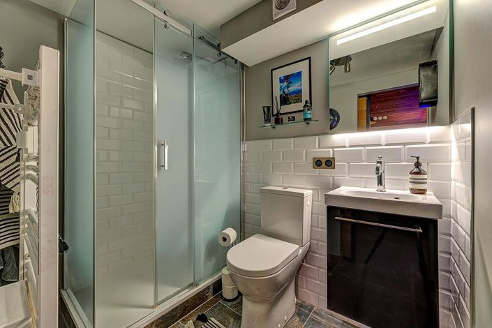 Image No.15-3 Bed Property for sale