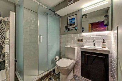 f9764380c1349597e71f42f2bd4c02102b4f057e57179