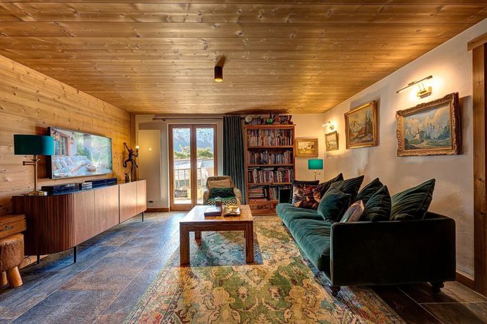 Image No.8-3 Bed Property for sale