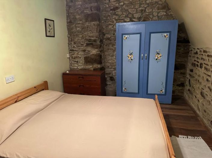 Image No.13-4 Bed Property for sale