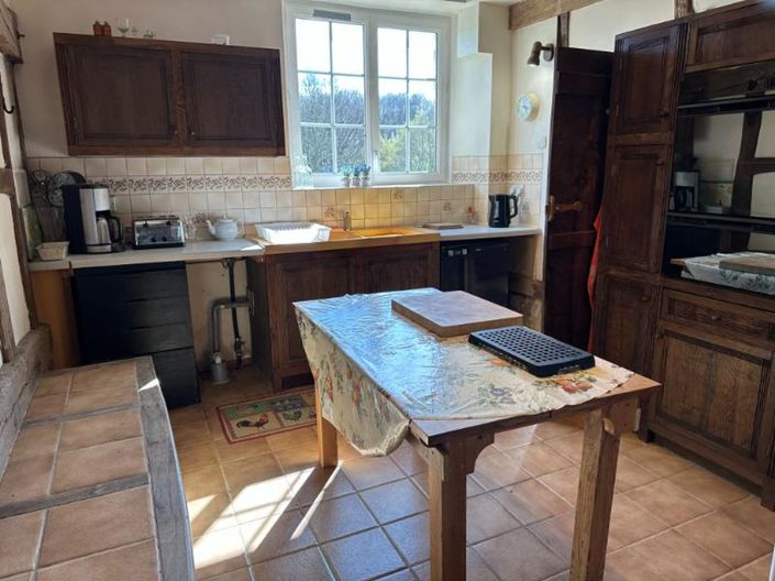 Image No.6-4 Bed Property for sale