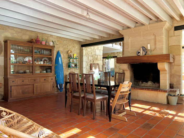 Image No.6-6 Bed Property for sale