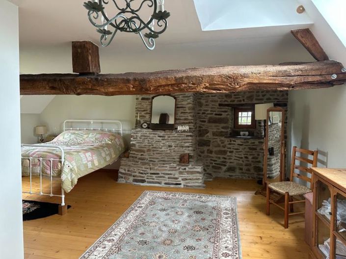 Image No.17-4 Bed Property for sale
