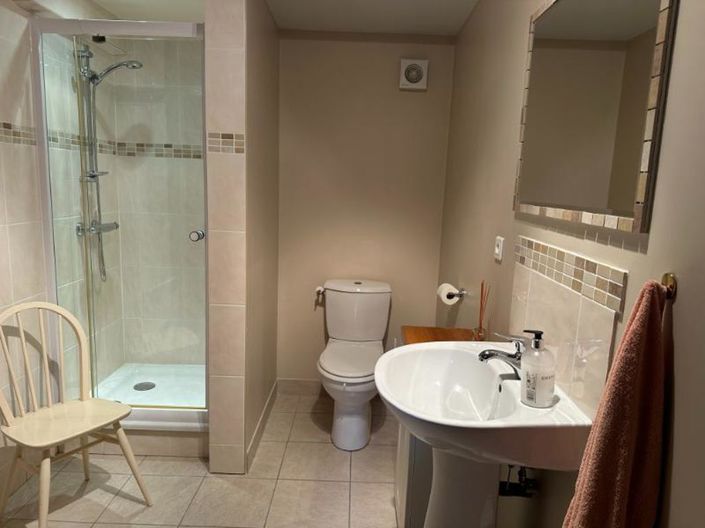 Image No.24-4 Bed Property for sale