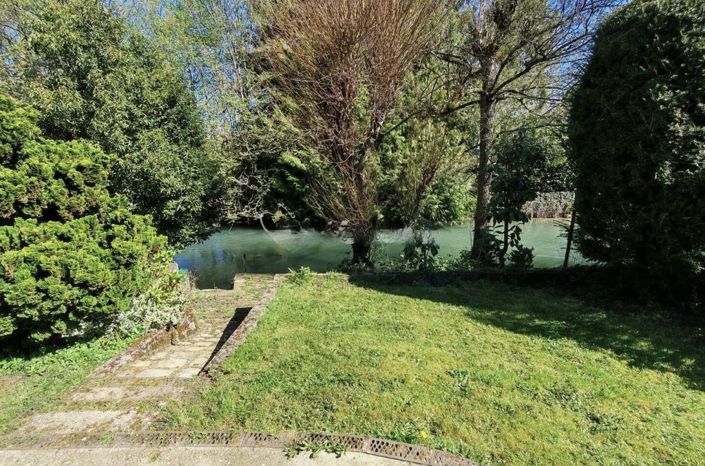 Image No.2-2 Bed Property for sale