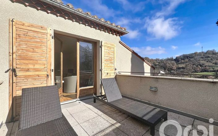 Image No.20-3 Bed Property for sale