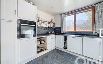 976711
