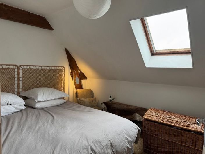 Image No.19-2 Bed Property for sale