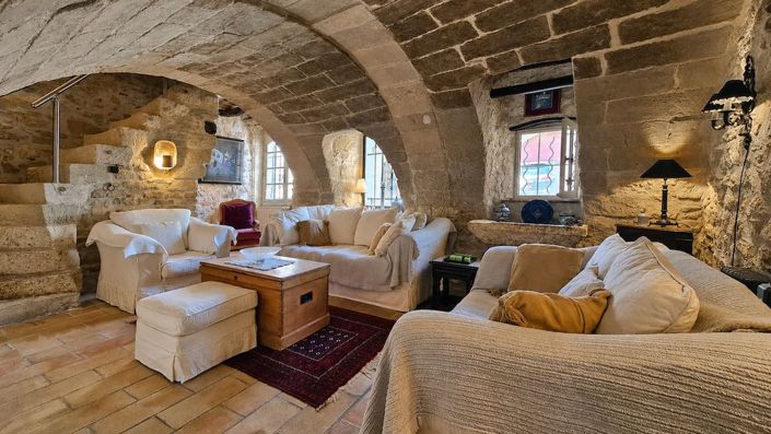 Image No.3-2 Bed Property for sale